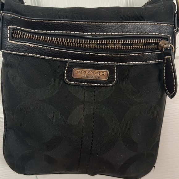 -Coach Signature Black Crossbody Shoulder Messenger Bag Small Purse - Picture 2 of 4